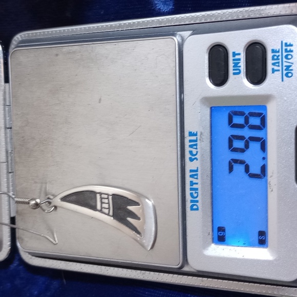 Sterling Silver Overlay Tribal Claw Design Dangle Earrings - Picture 9 of 13